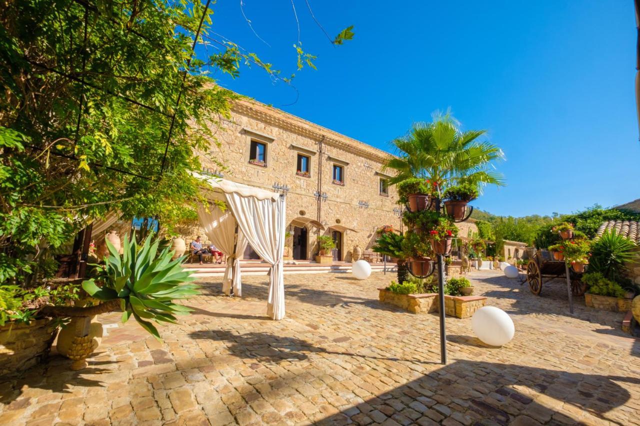 Agriturismo Vecchia Masseria Charme&Relax San Michele di Ganzaria Екстериор снимка