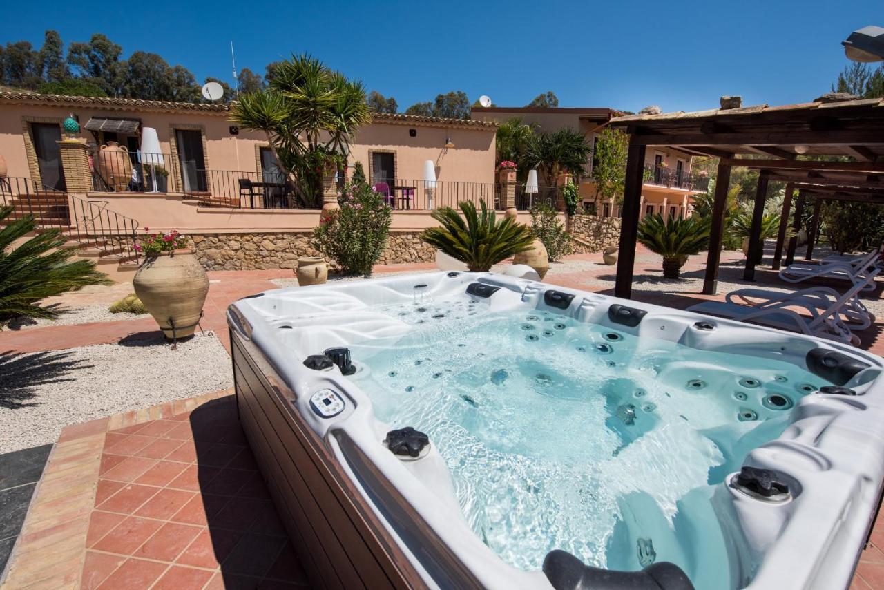 Agriturismo Vecchia Masseria Charme&Relax San Michele di Ganzaria Екстериор снимка