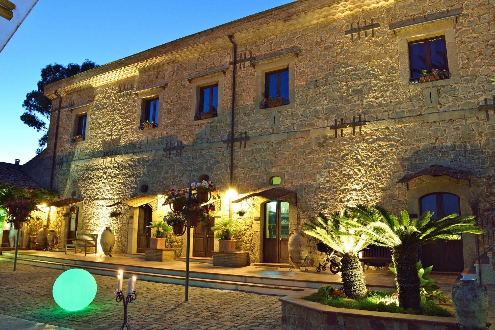 Agriturismo Vecchia Masseria Charme&Relax San Michele di Ganzaria Екстериор снимка